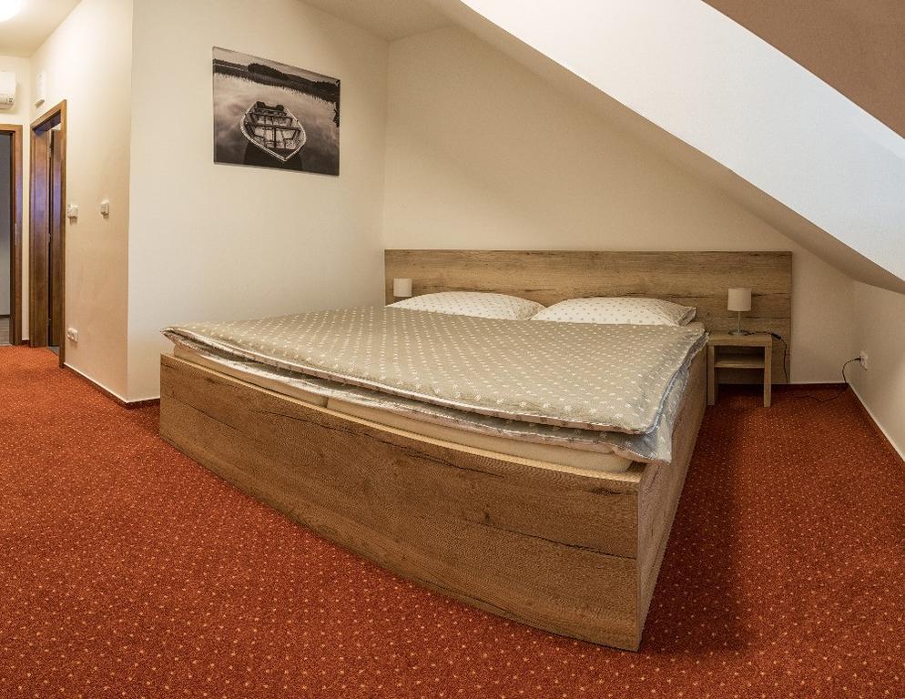 Hotel Pansky Mlyn Opawa Zewnętrze zdjęcie